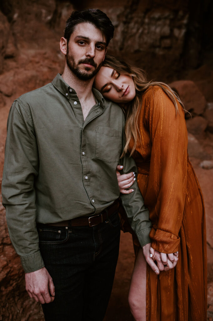 couple hugging at their engagement session 